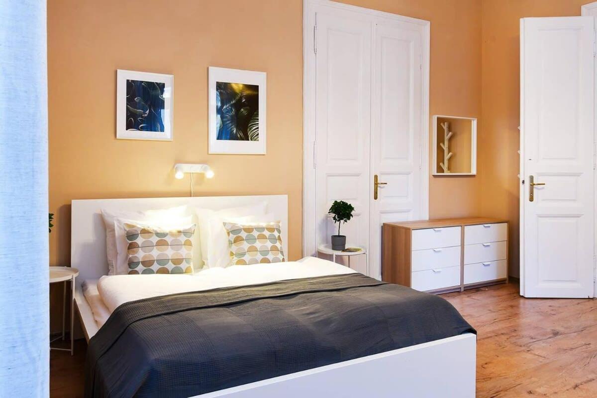Very Central Very Spacious New Home Budapest Exterior photo